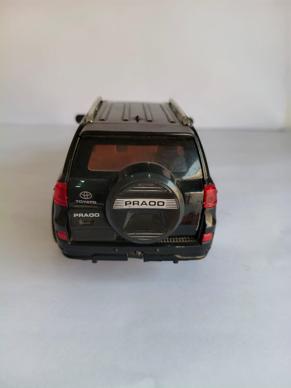 Toyota Land Cruiser Prado Die-Cast Model Car