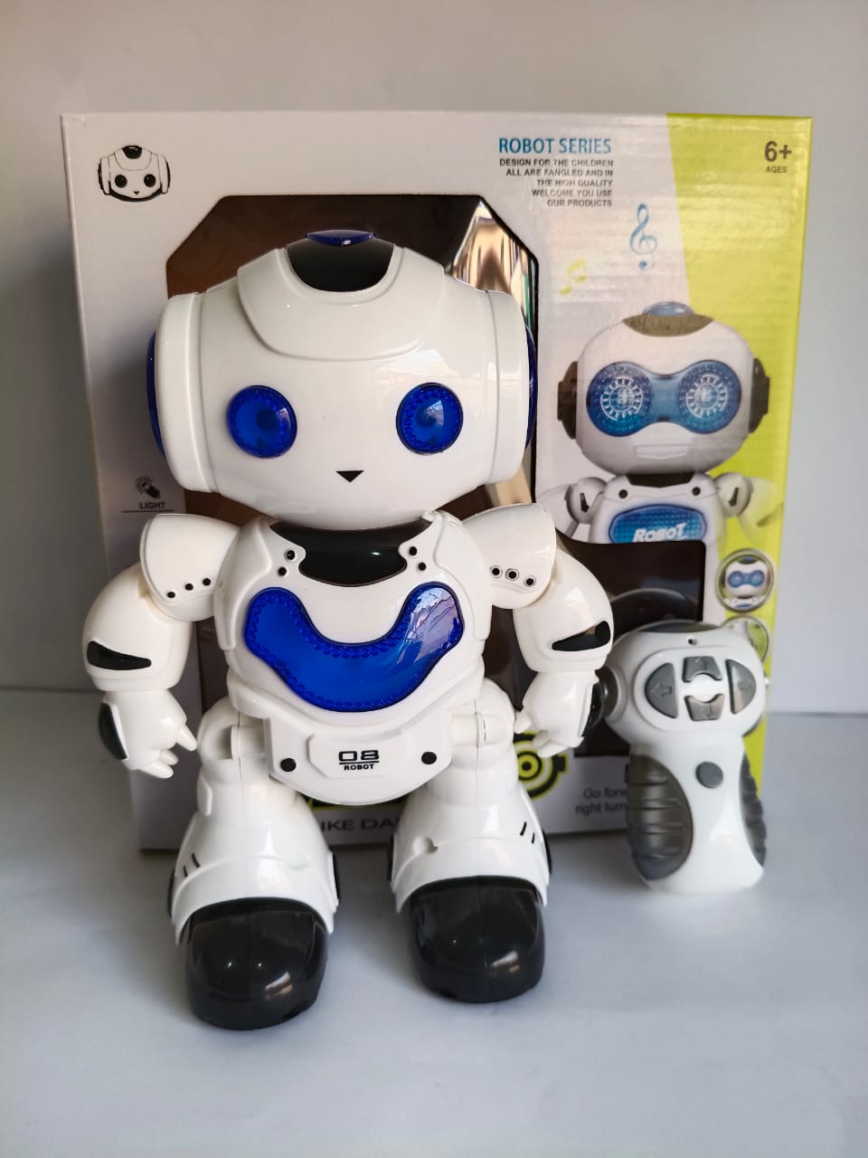 A Lifelike Dance Robot art 045