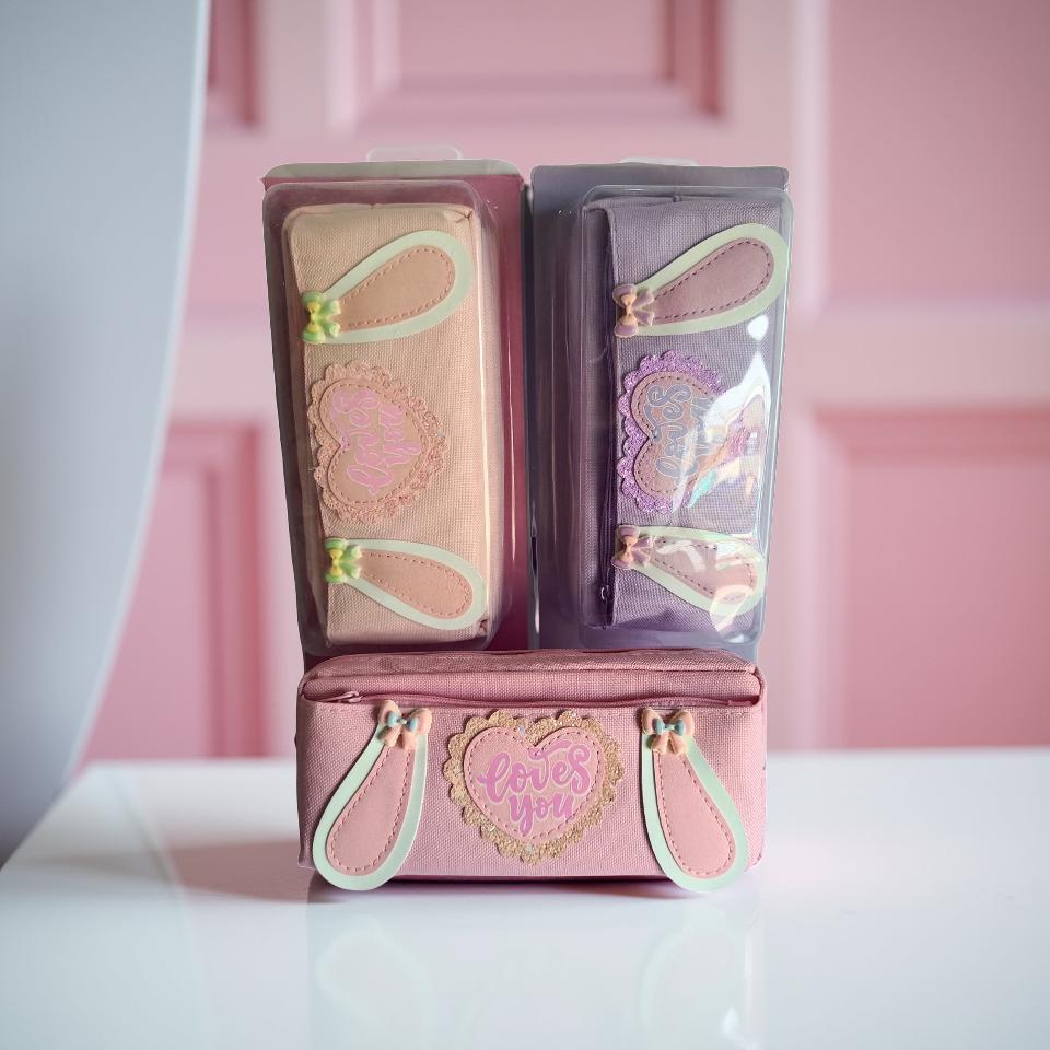 Stationery organizer pouch for school and college